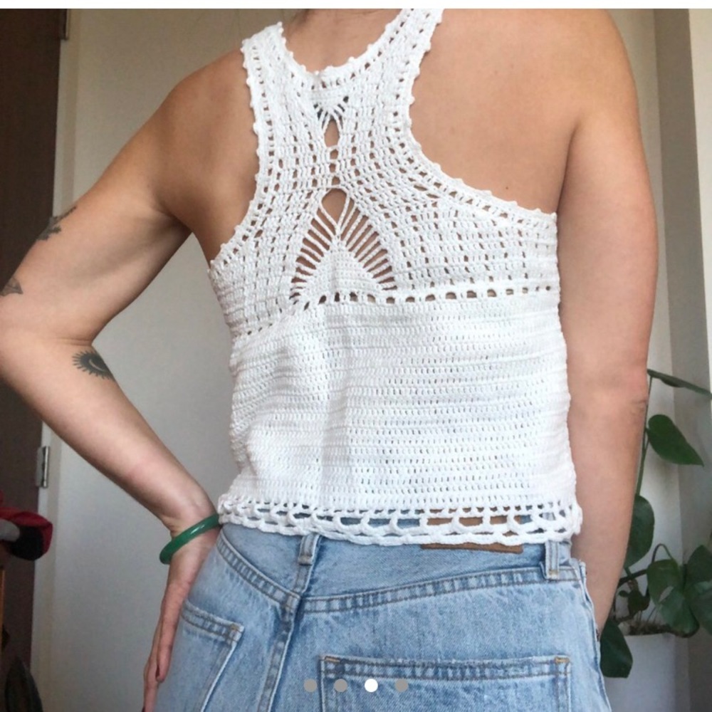 Cute crocheted Mango tank - Picture 3 of 4